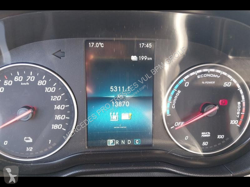 عربة نفعية Mercedes e Long Pro