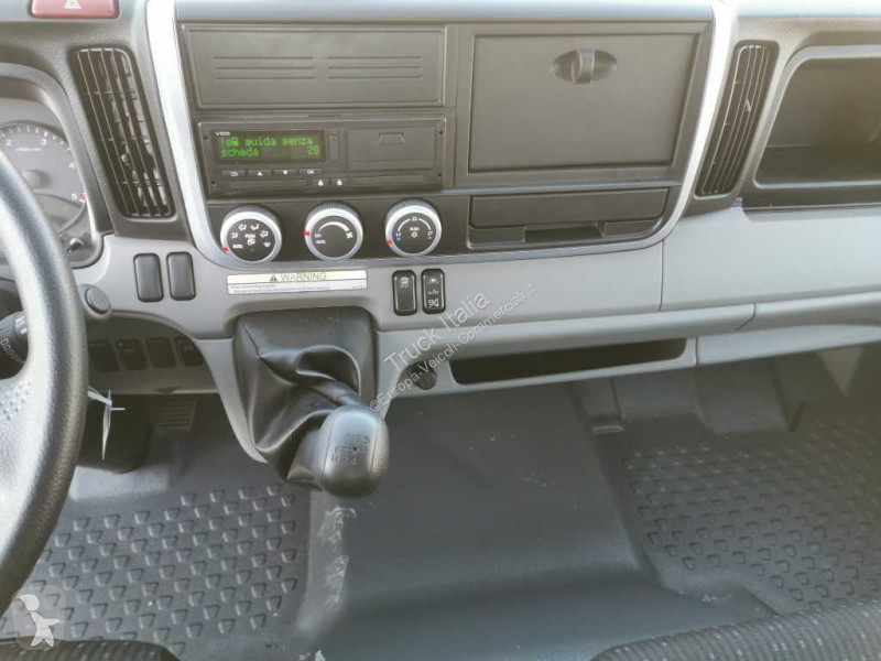 7C15/28 TF1 MY22 AEBS Cab Sing Com Transporter
