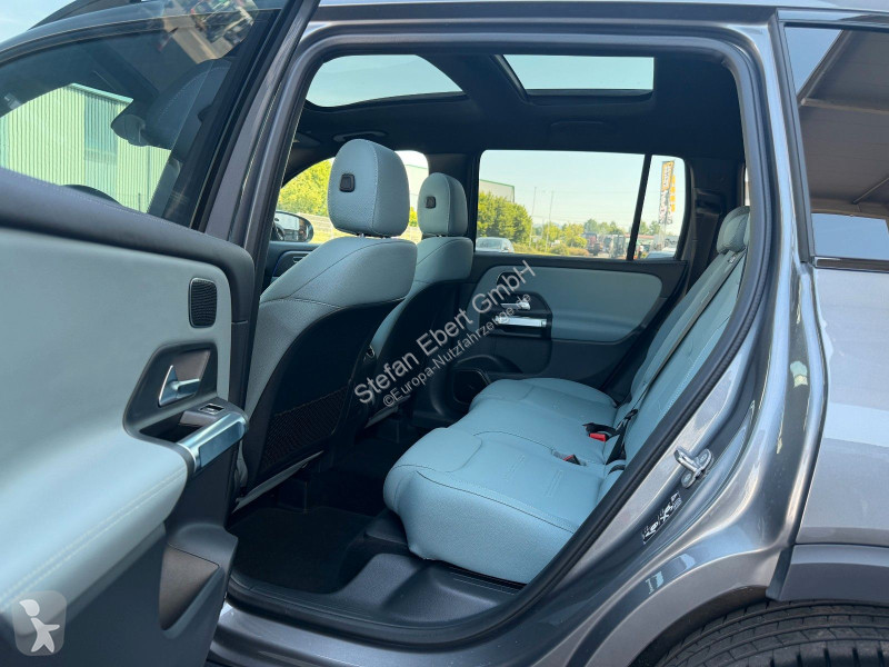 عربة نفعية Mercedes GLB  4M AMG...