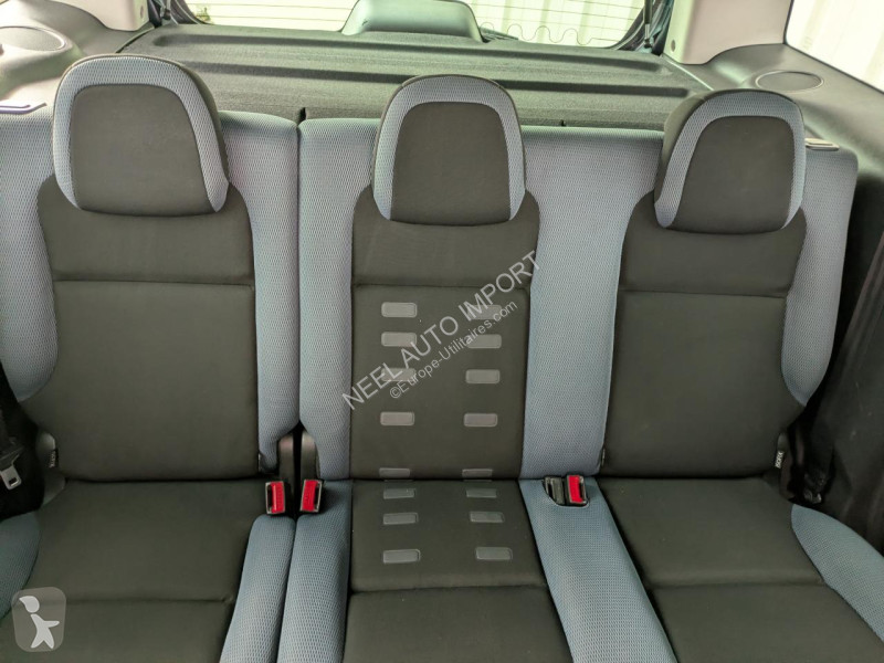 عربة نفعية Citroën BERLINGO II XTR 1.6 E-HDI...