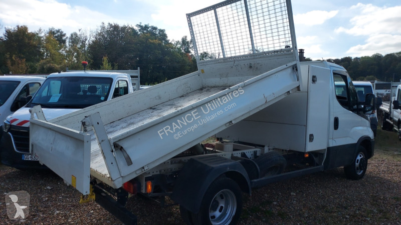 Véhicule utilitaire Iveco DAILY BENNE ACIER JPM...