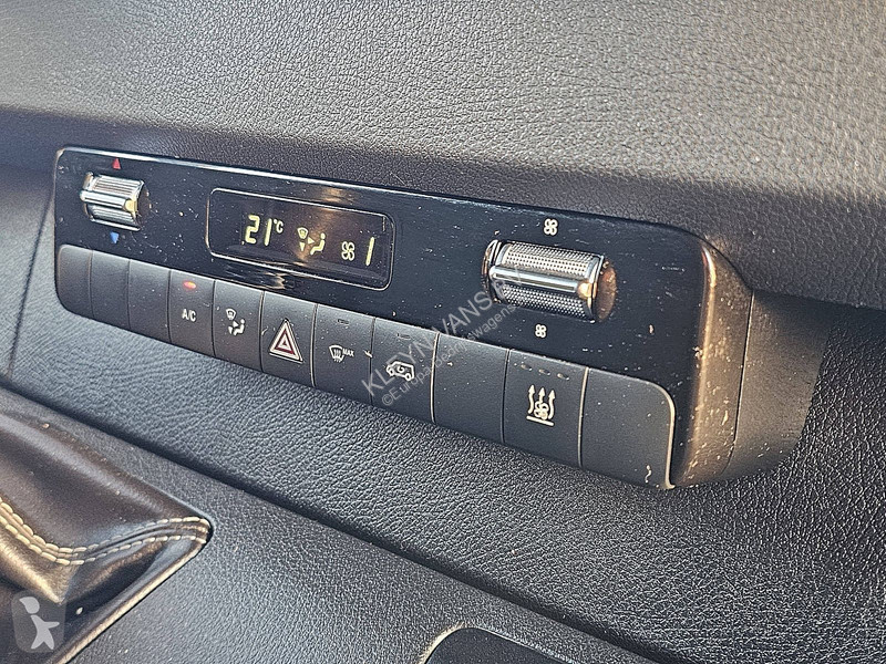 Furgoneta Mercedes 211 L2H1 Euro6 Mbux AC!