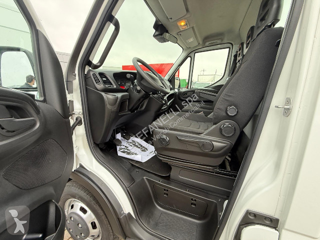 Véhicule utilitaire Iveco DAILY 35C14N A TELAIO