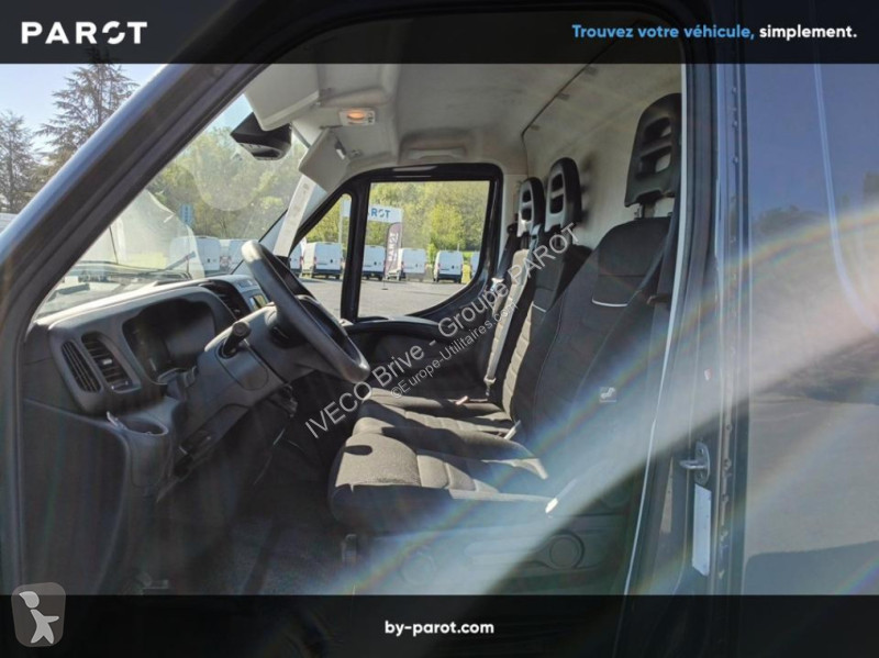 Véhicule utilitaire Iveco 35S14A8 V12 Hi-Matic