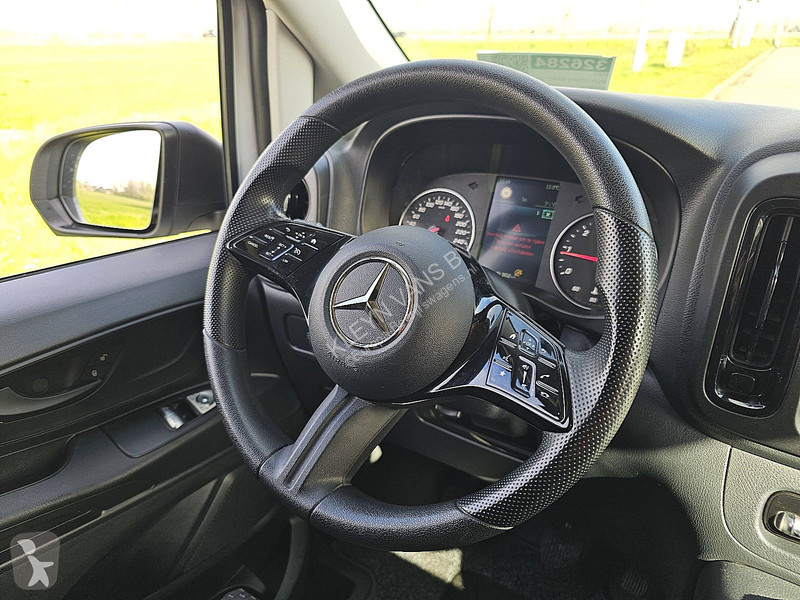 Furgoneta Mercedes 110 Veba box XL EURO6