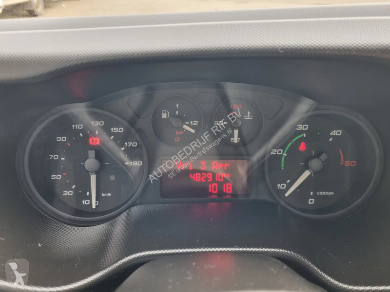 Samochód dostawczy Iveco 40C17 B/E 10T...