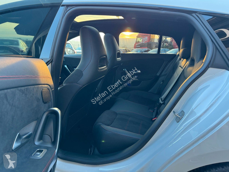 Mercedes CLA...