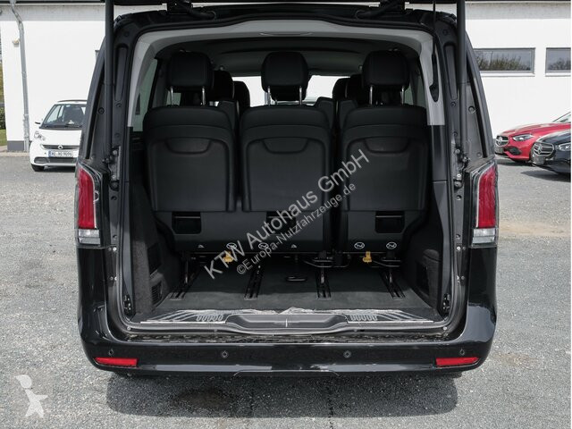 Коммерческий автомобиль Mercedes V 300...