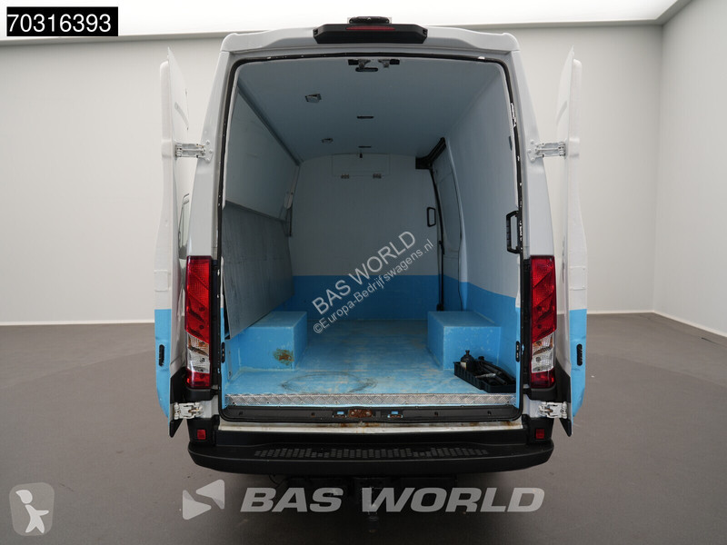 Furgoneta Iveco 35C18 3.0L Automaat Foodtruck...