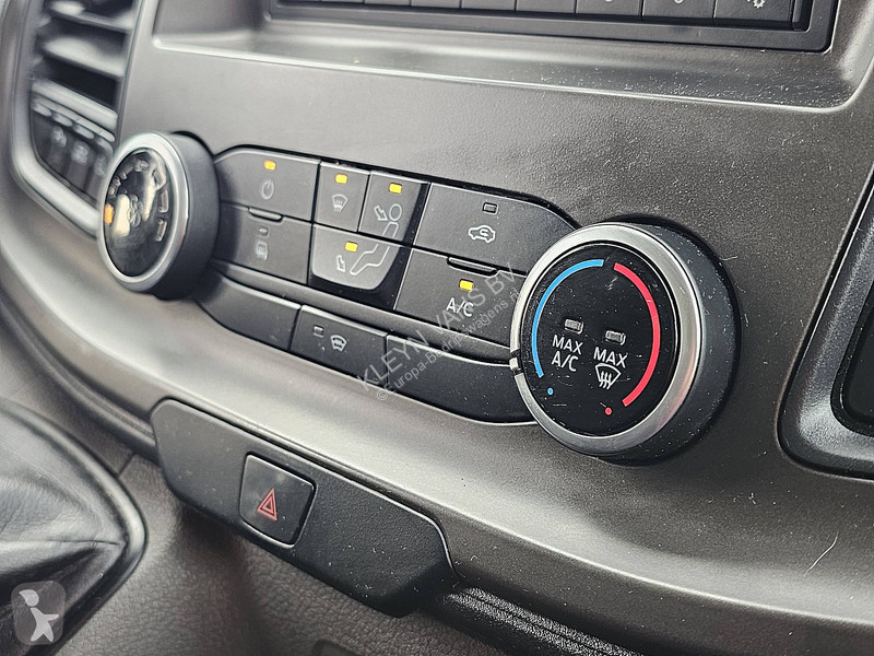 Furgoneta Ford 2.0 L2H2 Euro6 Trekhaak!