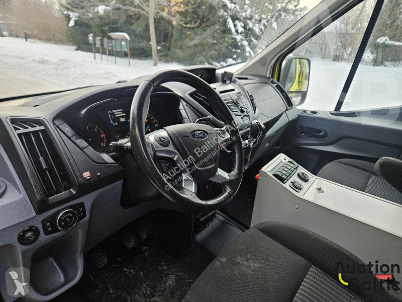 Furgoneta Ford