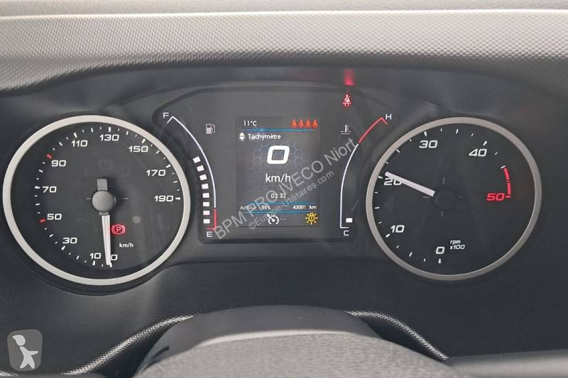عربة نفعية Iveco