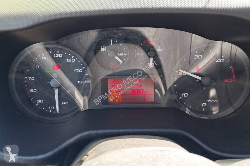 عربة نفعية Iveco