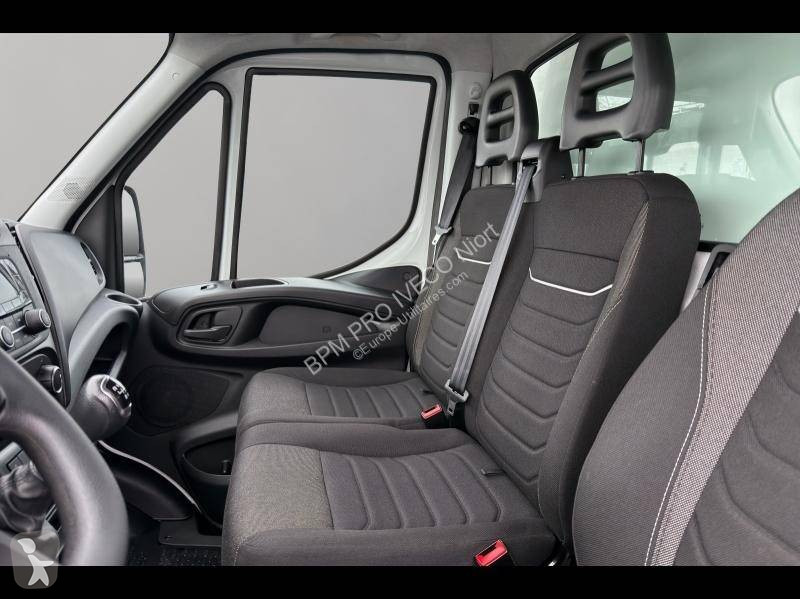 عربة نفعية Iveco