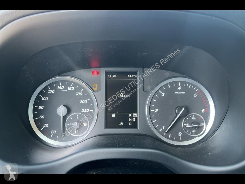 Veículo utilitário Mercedes Fg 114 CDI Mixto...