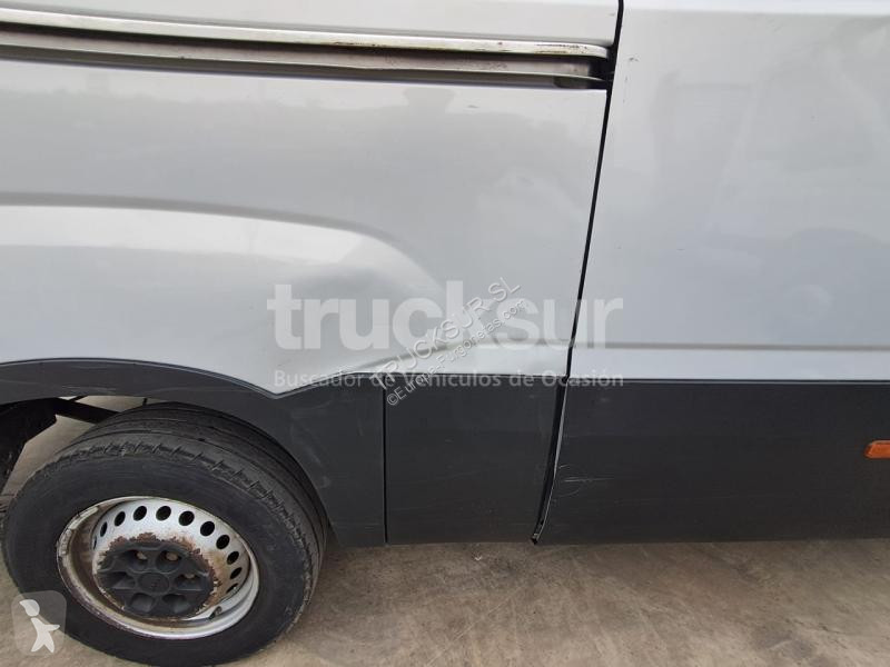Furgoneta Iveco  DAILY 35S14 12M3