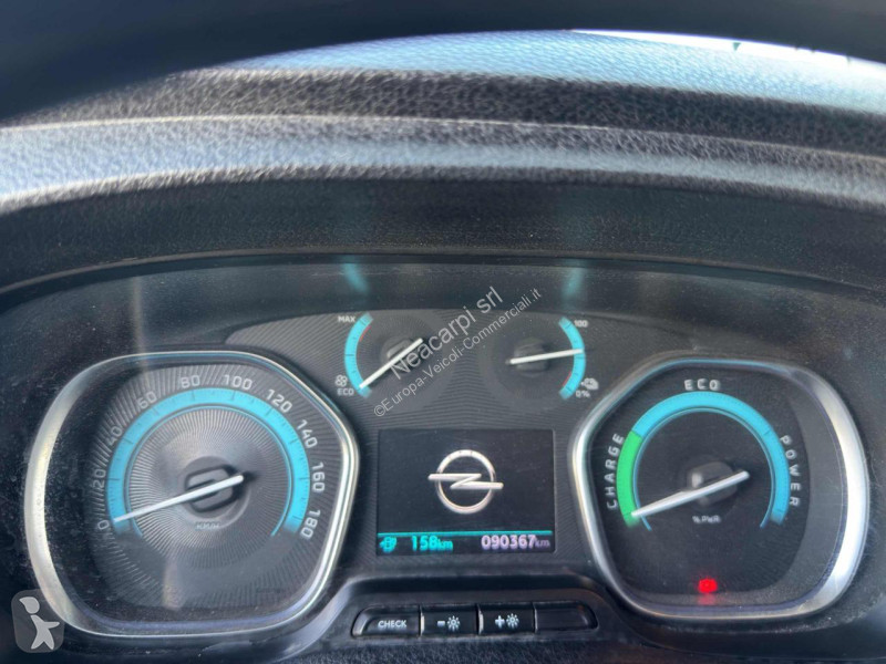عربة نفعية Opel