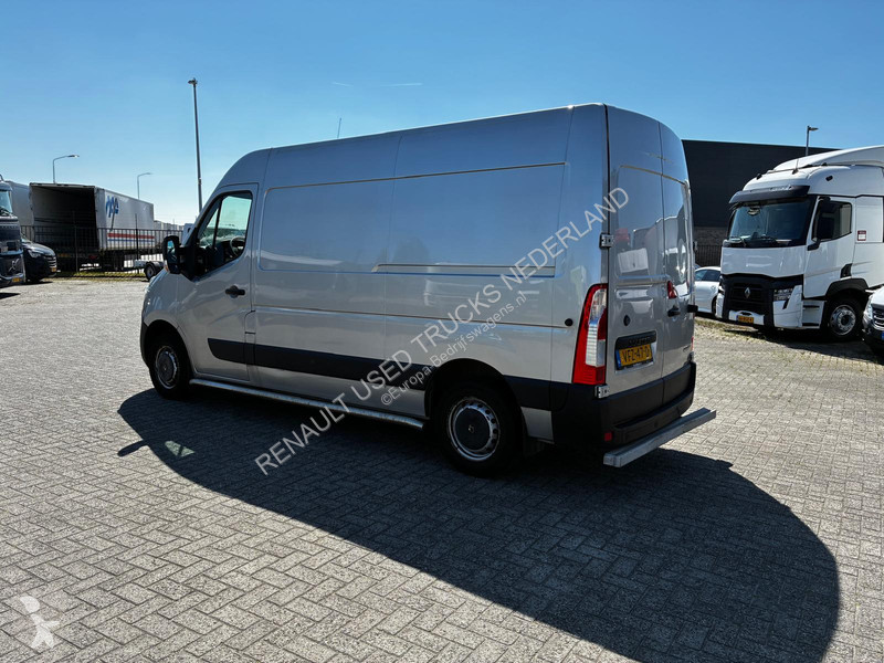 Furgoneta Renault 150.35 L2 H2 2.3 Dci, Airco,...