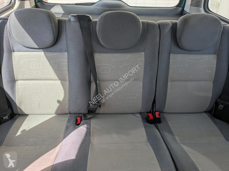 Peugeot PARTNER TOTEM 1.6I 110CH BVM5 Transporter