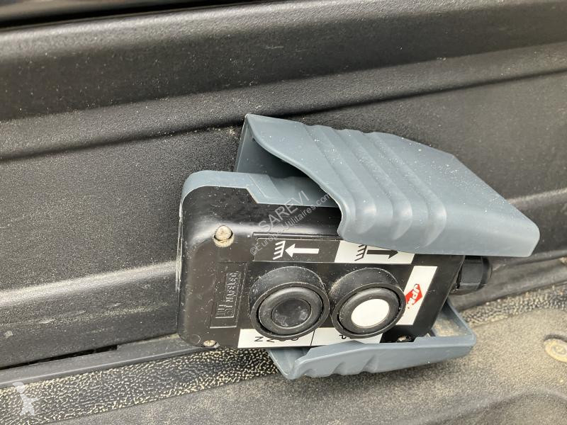 Véhicule utilitaire Iveco 35-150 BENNE COFFRE