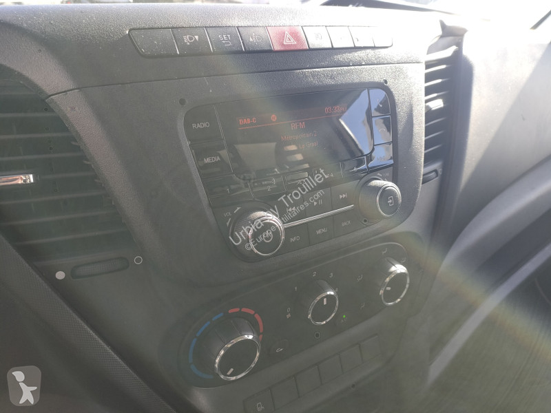 Iveco FRIGO OPTION HAYON - 12M3 140 CV RJ...