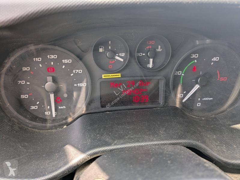 Véhicule utilitaire Iveco 35S Fg 35S13V12