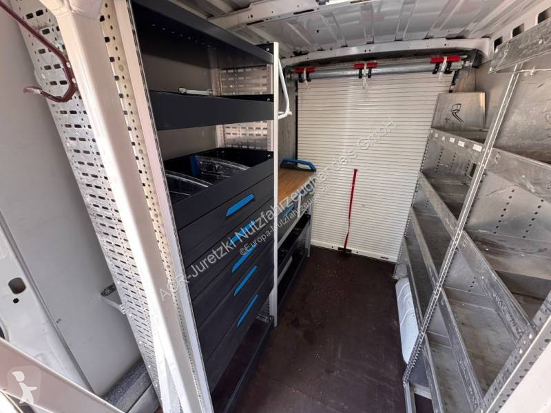 Samochód dostawczy Iveco