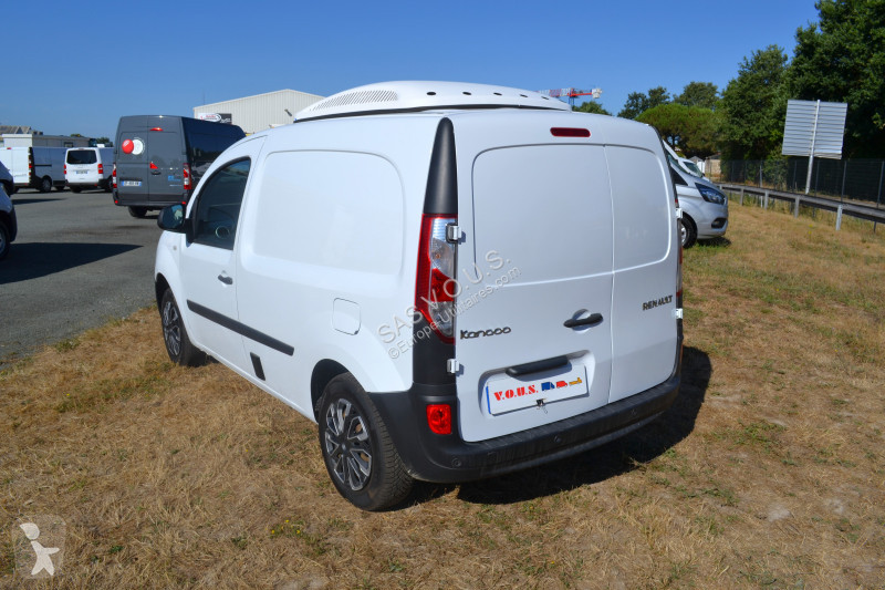 Véhicule utilitaire Renault RENAULT KANGOO II...