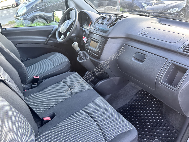 Véhicule utilitaire Mercedes VITO FG  LONG 2T8