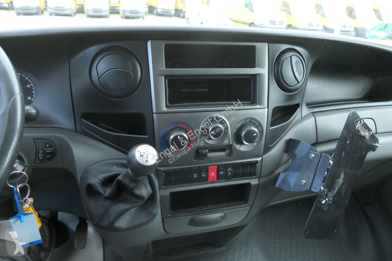 Furgoneta Iveco Daily 35 S11 C30C AUTOMATIK...
