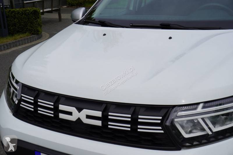Samochód dostawczy Dacia