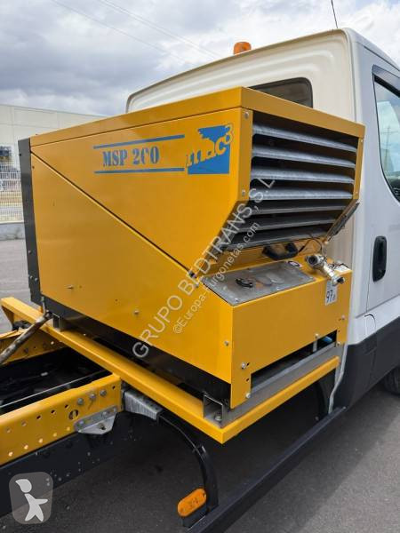 Furgoneta Iveco