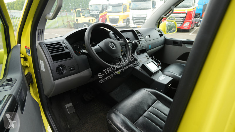 Véhicule utilitaire Volkswagen AMBULANCE MEDIC...