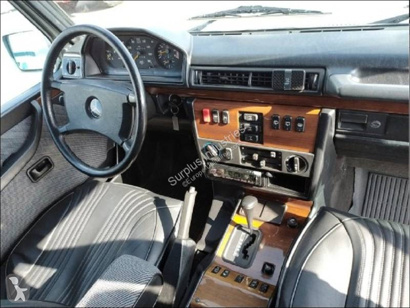 عربة نفعية Mercedes
