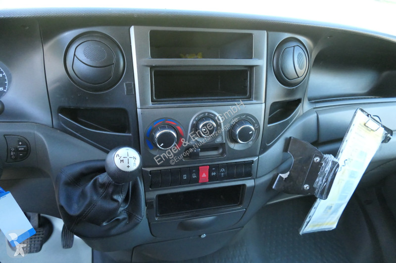 Bedrijfswagen Iveco Daily 35 S11 C30C AUTOMATIK...