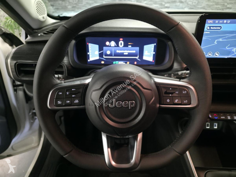 Samochód dostawczy Jeep AVENGER 1.2 Turbo T3 -...