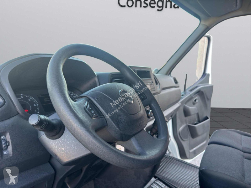 Veicolo commerciale Nissan