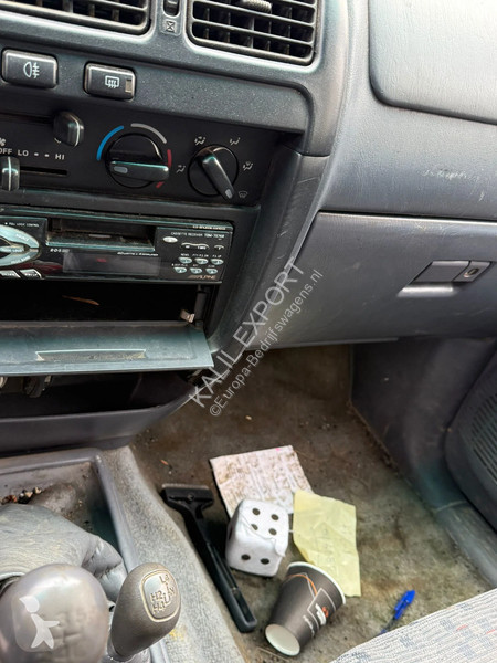 عربة نفعية Toyota 2.4TD 4x4 Steel Suspension...