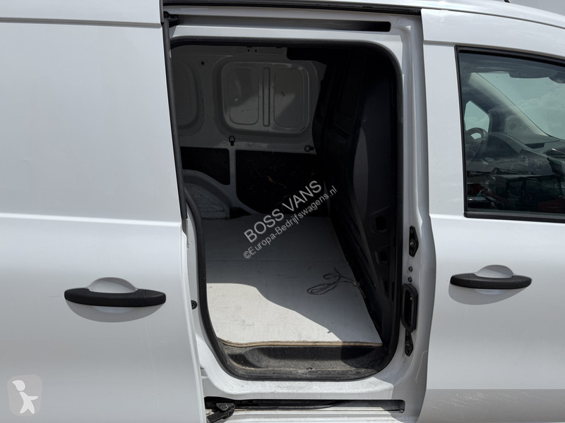 عربة نفعية Nissan 1.3 130PK **Benzine** L1H1...