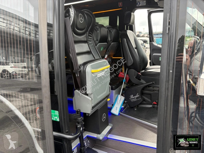Véhicule utilitaire Mercedes idilis