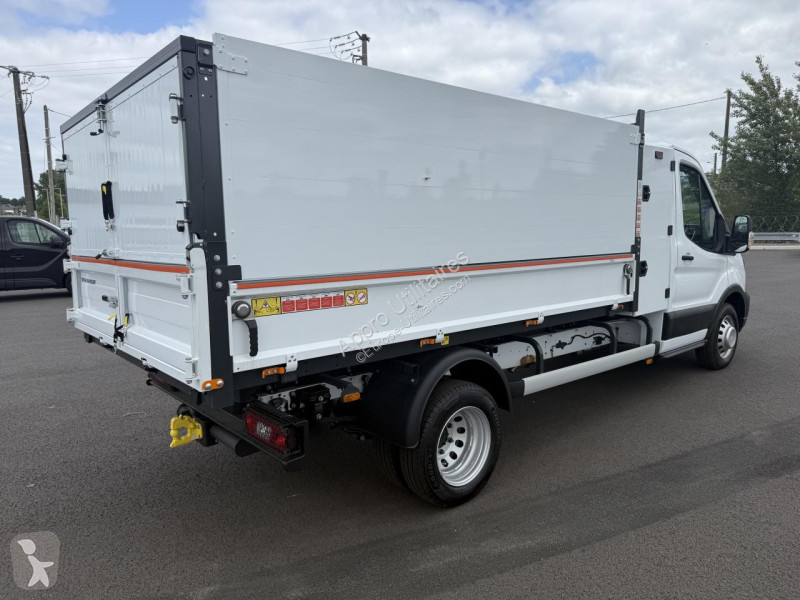 عربة نفعية Ford TRANSIT 165ch benne et coffre +...