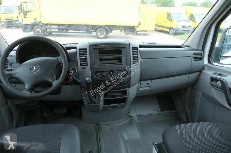Nyttofordon Mercedes Sprinter 209 CDI DoKa AHK