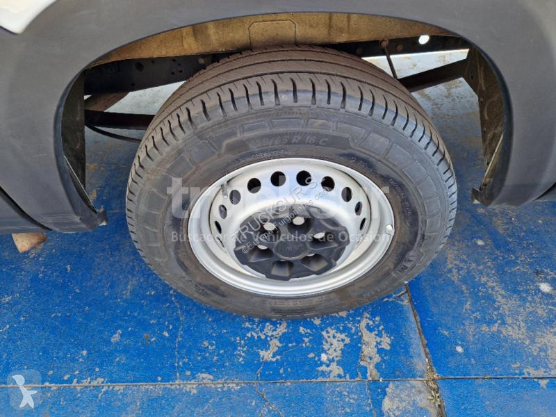 Iveco  DAILY 35S16 16M3 van