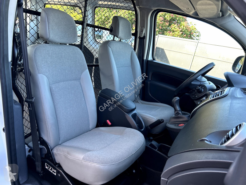 Véhicule utilitaire Renault Maxi Grand Volume...
