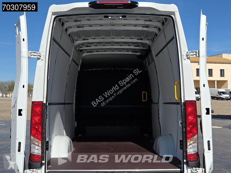 عربة نفعية Iveco 35S18 3.0L - Automático -...