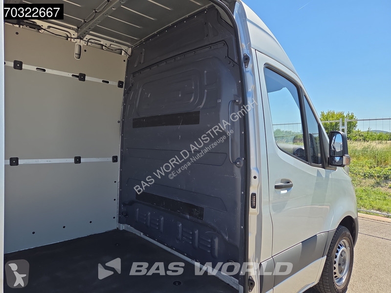عربة نفعية Mercedes 215 CDI Automatik 150PS...