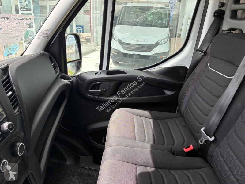 Furgoneta Iveco  35C16 20m3