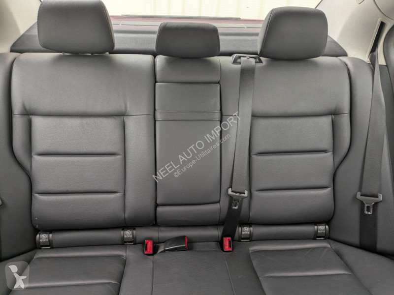 Véhicule utilitaire Mercedes CLASSE E 220 CDI...
