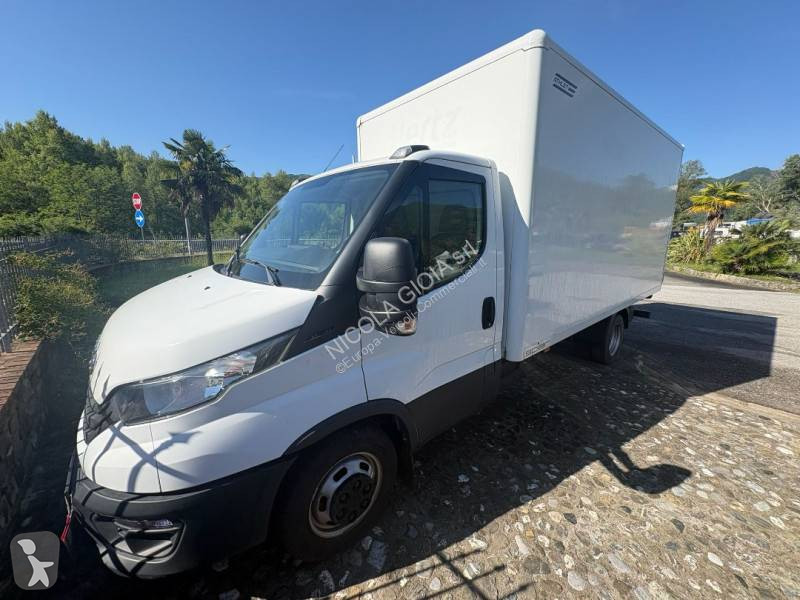 Furgoneta Iveco