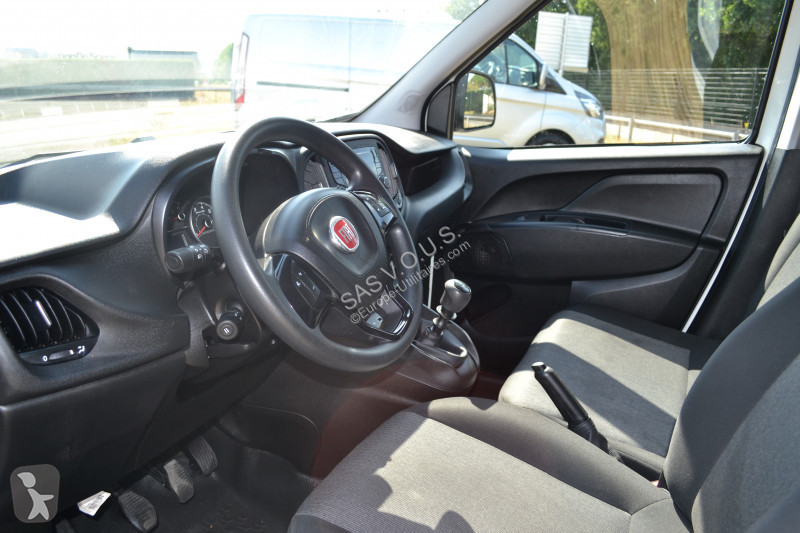 Véhicule utilitaire Fiat FIAT DOBLO CARGO MAXI...